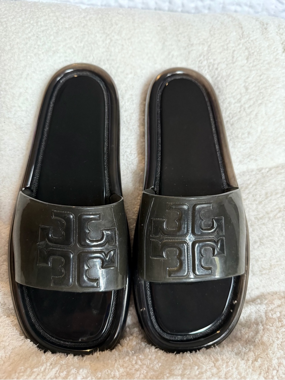 Tory Burch Glossy Black Logo Bubble Jelly Slide Sandals - Picture 3 of 5